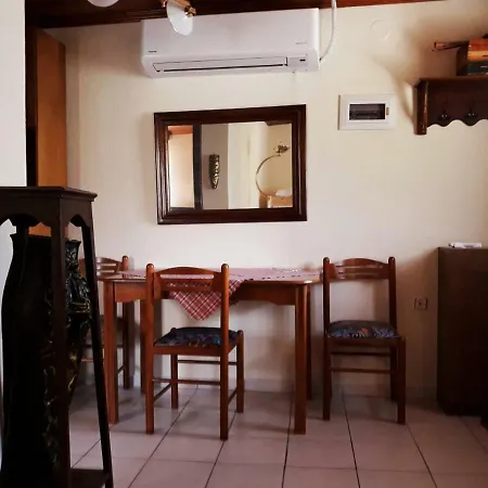 Karanti * Λιμένας