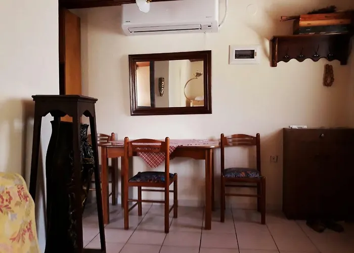 Karanti * Λιμένας