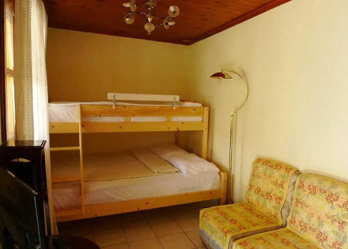 Karanti Λιμένας